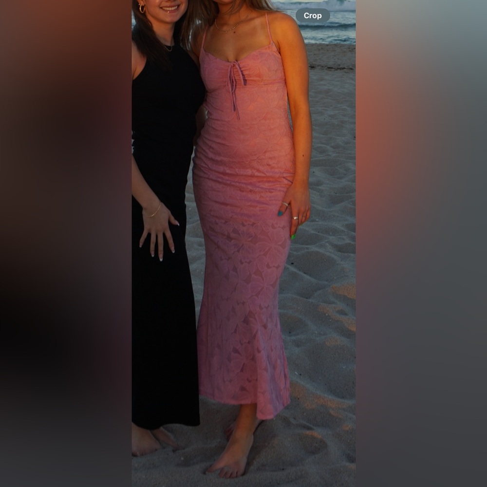 Elegant Pink Lace Evening Gown